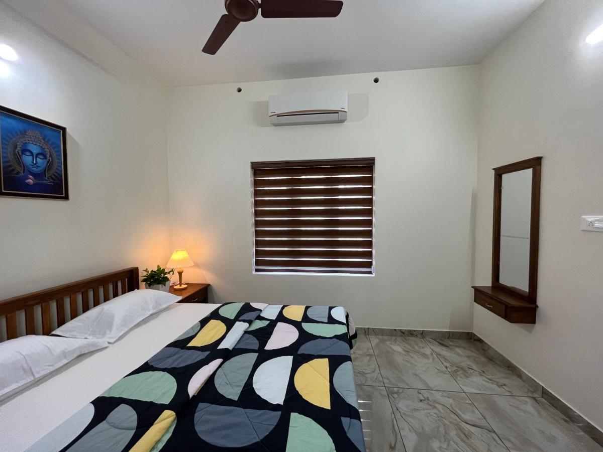 Solomon Apartments,Alappuzha Beach. Extérieur photo